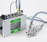<p>MINI-PAM-II Photosynthesis Yield Analyzer and leaf clip 2035-B.</p>