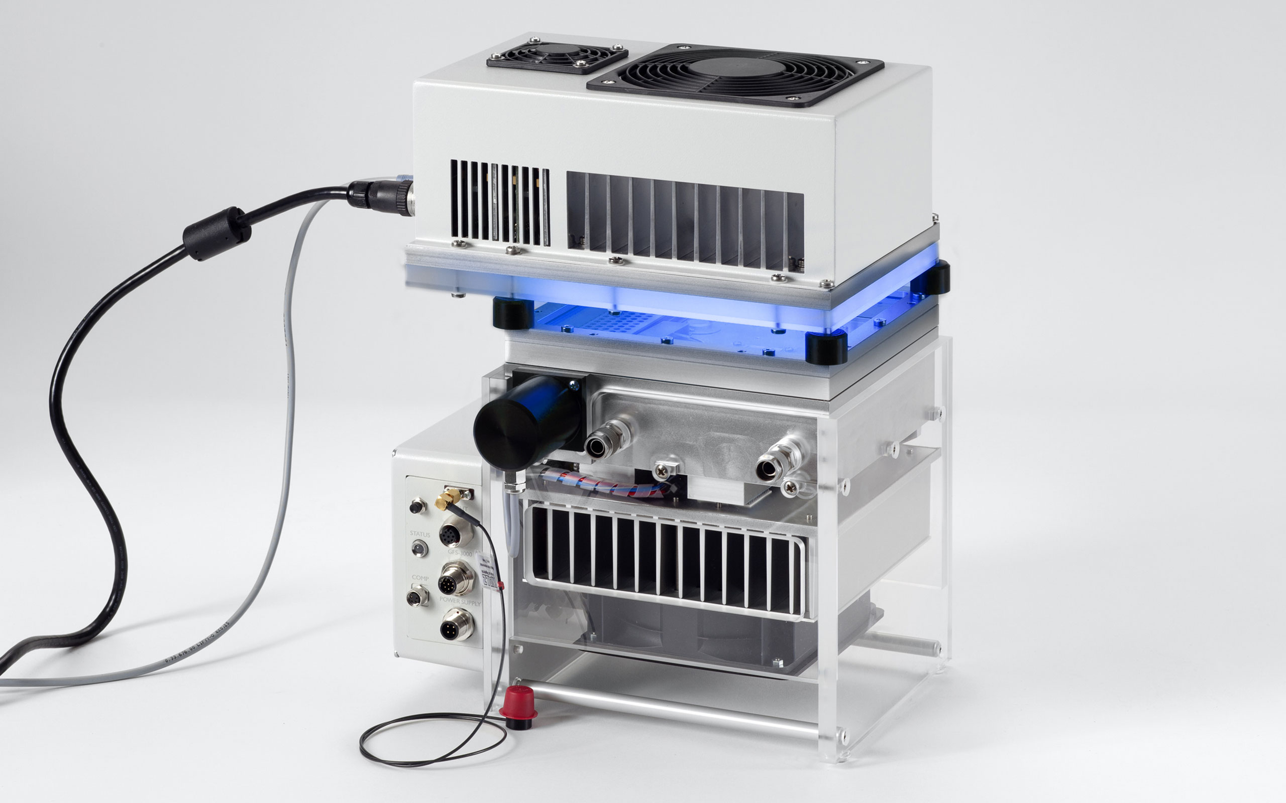 Gas-Exchange Chamber 3010-GWK1 combined with LED-Panel RGBW-L084.