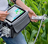 PAM-2500 operated by the touch screen of an ultra mobile PC.