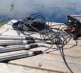 MONI-DA/S data acquisition unit and MONI-HEAD/S sensors (prototypes with stainless steel housing are shown).