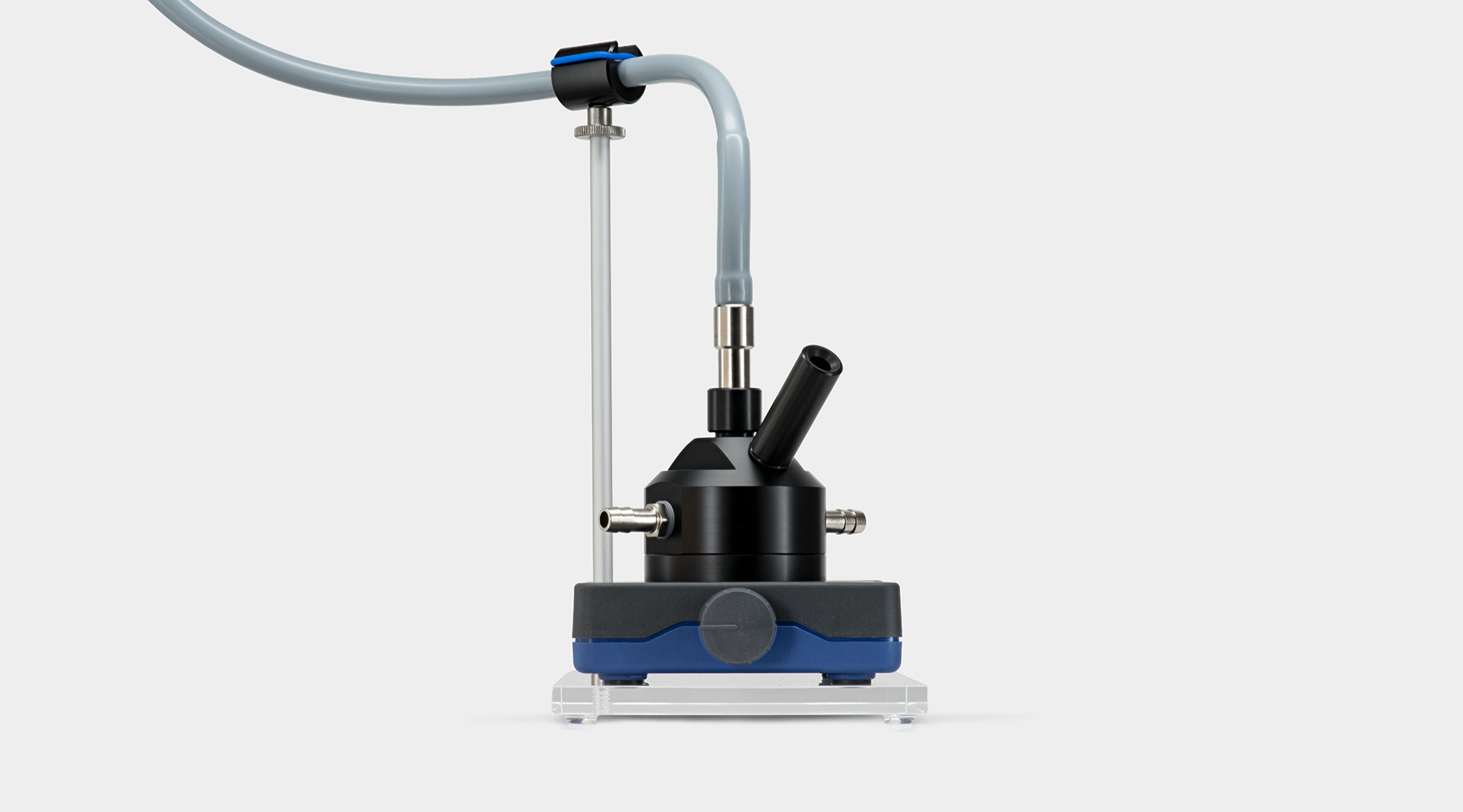 Modified magnetic stirrer plate holding the KS-2500 suspension cuvette, with stand bar for mounting fiber optics above the cuvette